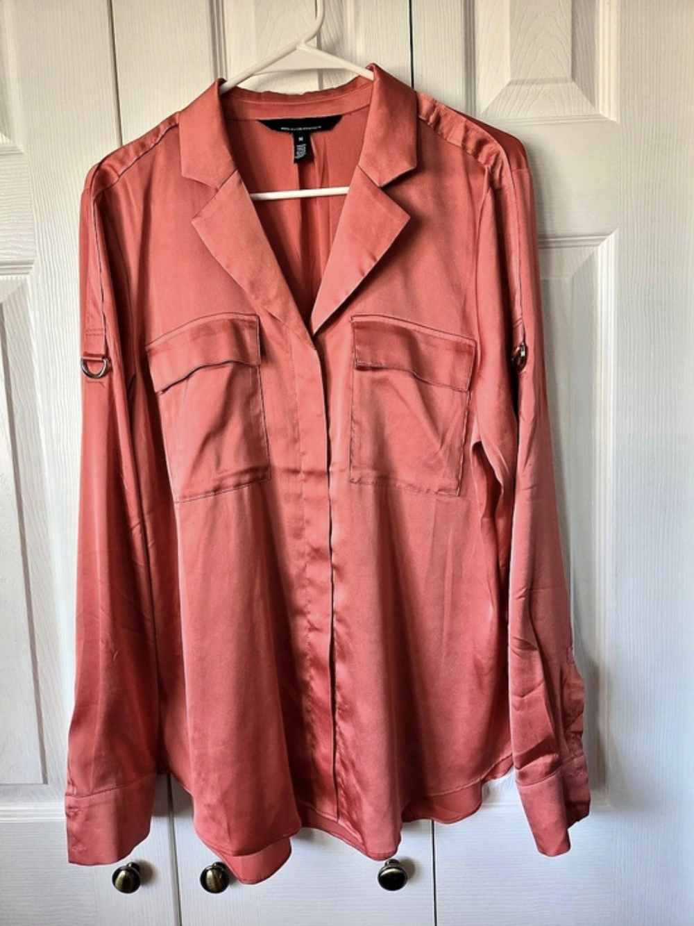 White House Black Market V-Neck Button Down in Orange Size Medium. Satin